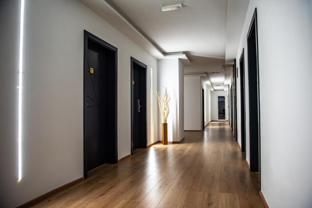 Hotel Beograd Struga Ngoại thất bức ảnh