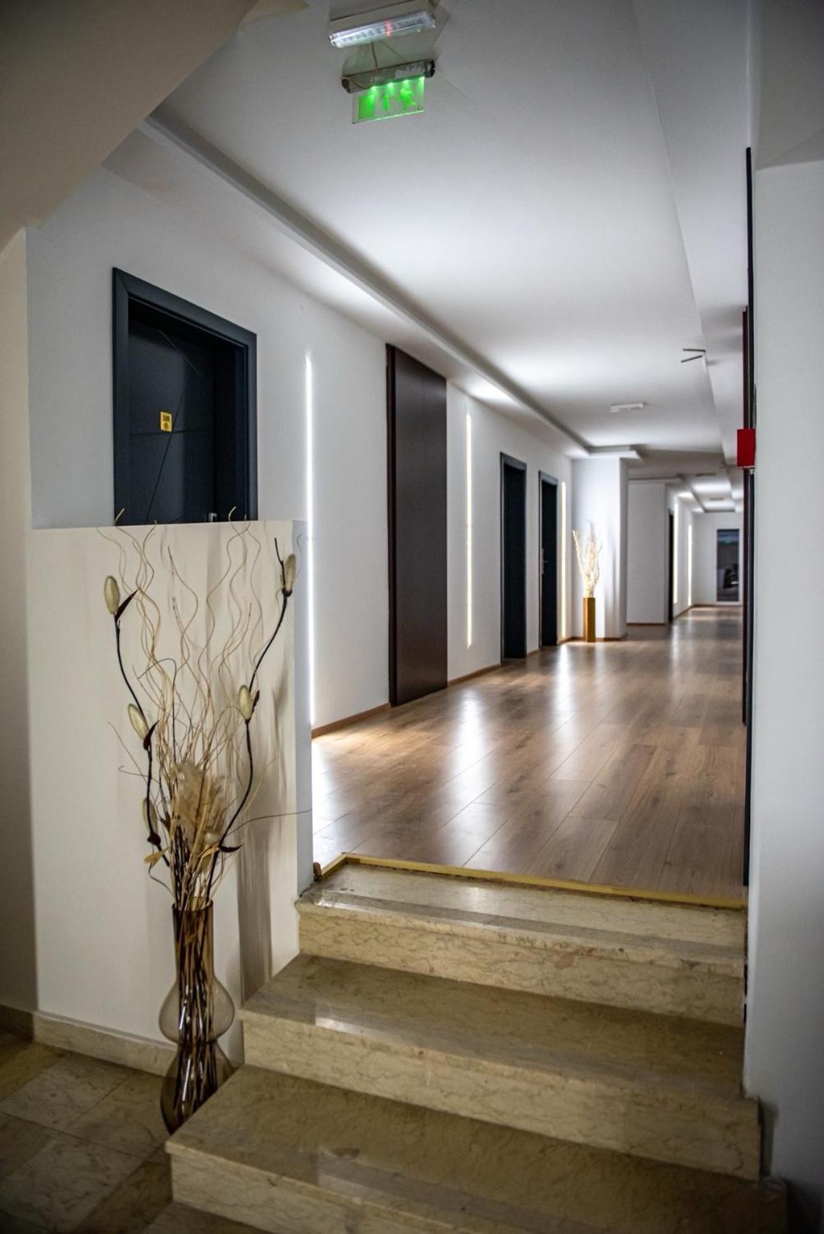 Hotel Beograd Struga Ngoại thất bức ảnh